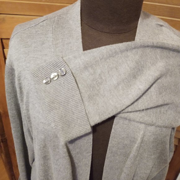 Faded Glory Gray Cardigan - Picture 3 of 4